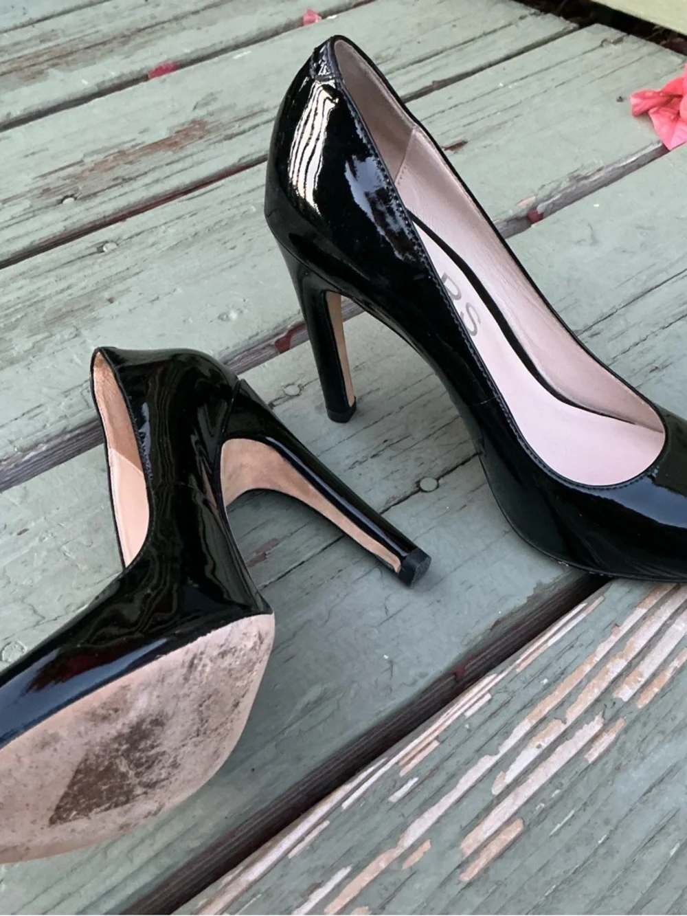 Michael Kors Black Patent Leather Stiletto Pumps